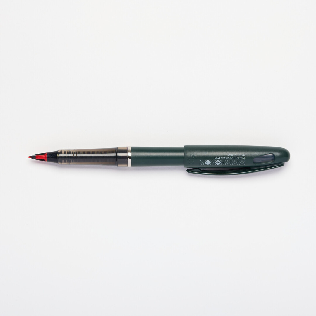 The Tradio red fountain pen open by Craft Design and Technology