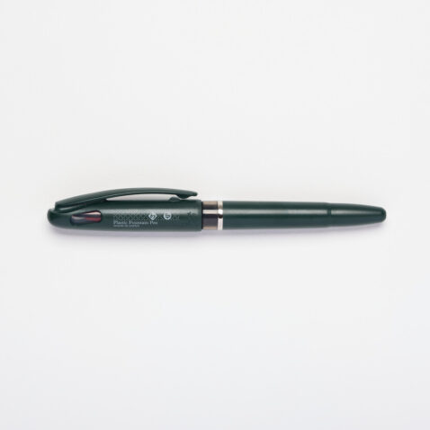 The Tradio red fountain pen closed by Craft Design and Technology