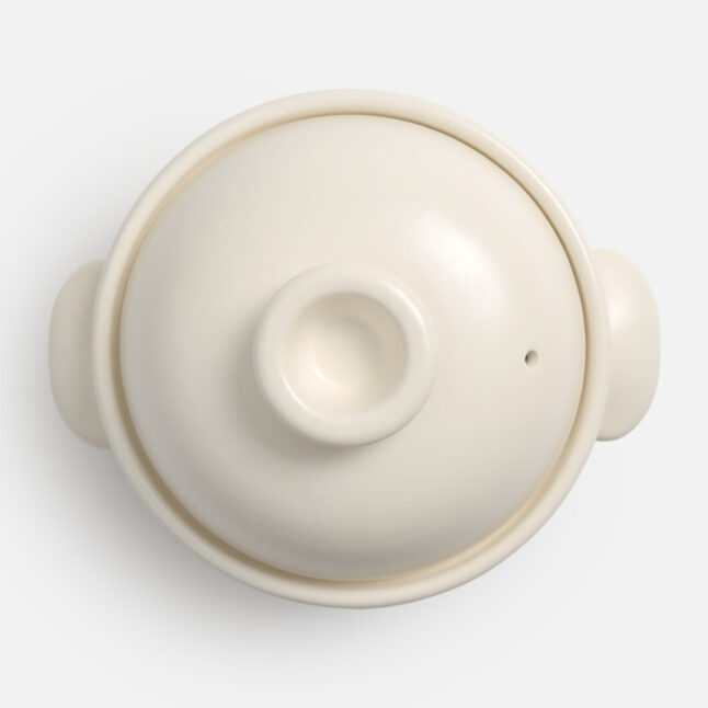 Small white Taiseigama rice pot from Japan House London
