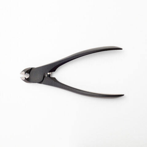 Black nail nippers