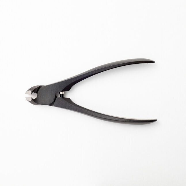 Black nail nippers