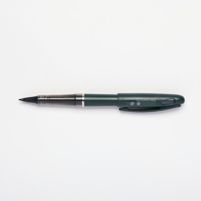The Tradio black fountain pen open by Craft Design and Technology