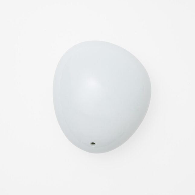 White Hakusan Porcelain salt shaker with rounded shape inspired by pebbles