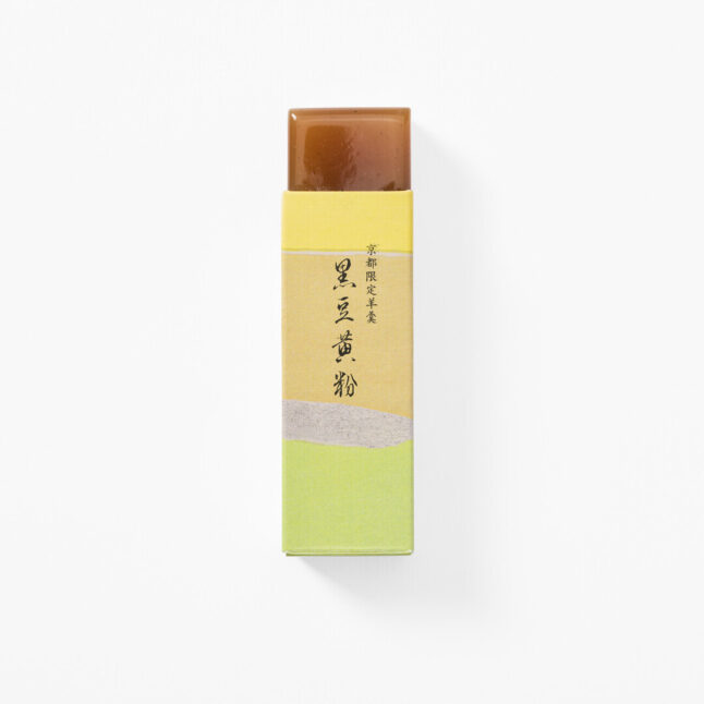 A Petite Yōkan Kuromame Kinako : Black Bean Flour from Toraya