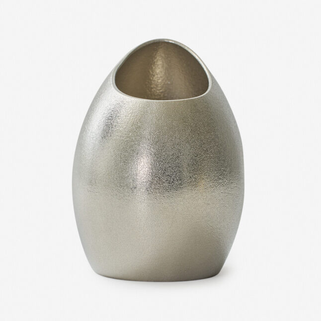 A tin vase shaped like a cocoon from Nousaku