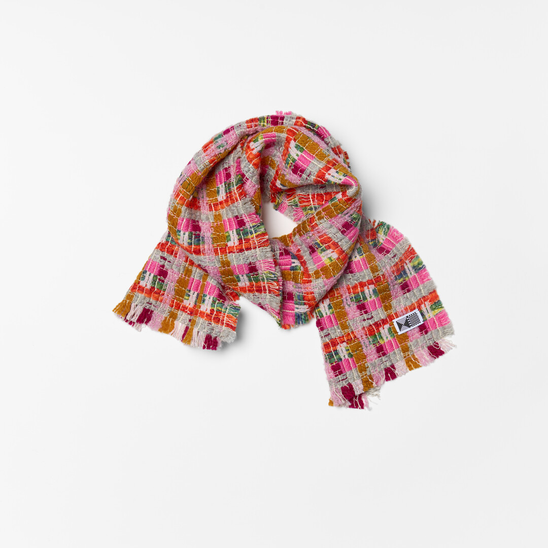 Pink Sakuragai Kijinokanosei Scarf from Japan House London.