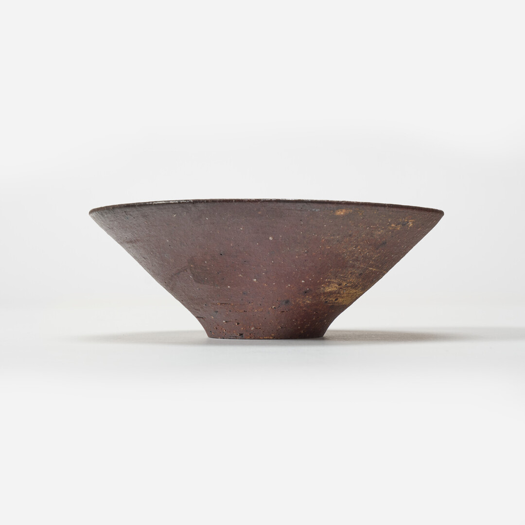 Rust-Glaze 6-inch Shallow Bowl by Nagano Daisuke from Japan House London.