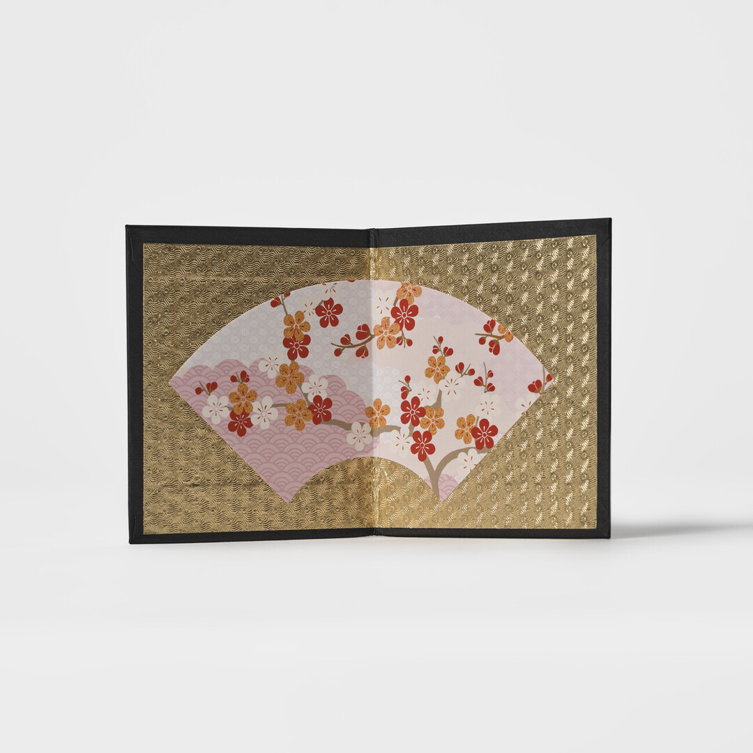 A gold screen with fan by Kyugetsu from Japan House London.