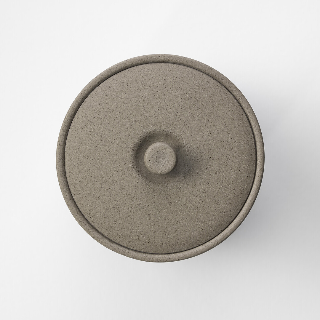 A grey ceramic tea caddy by Jinsui from Japan House London.