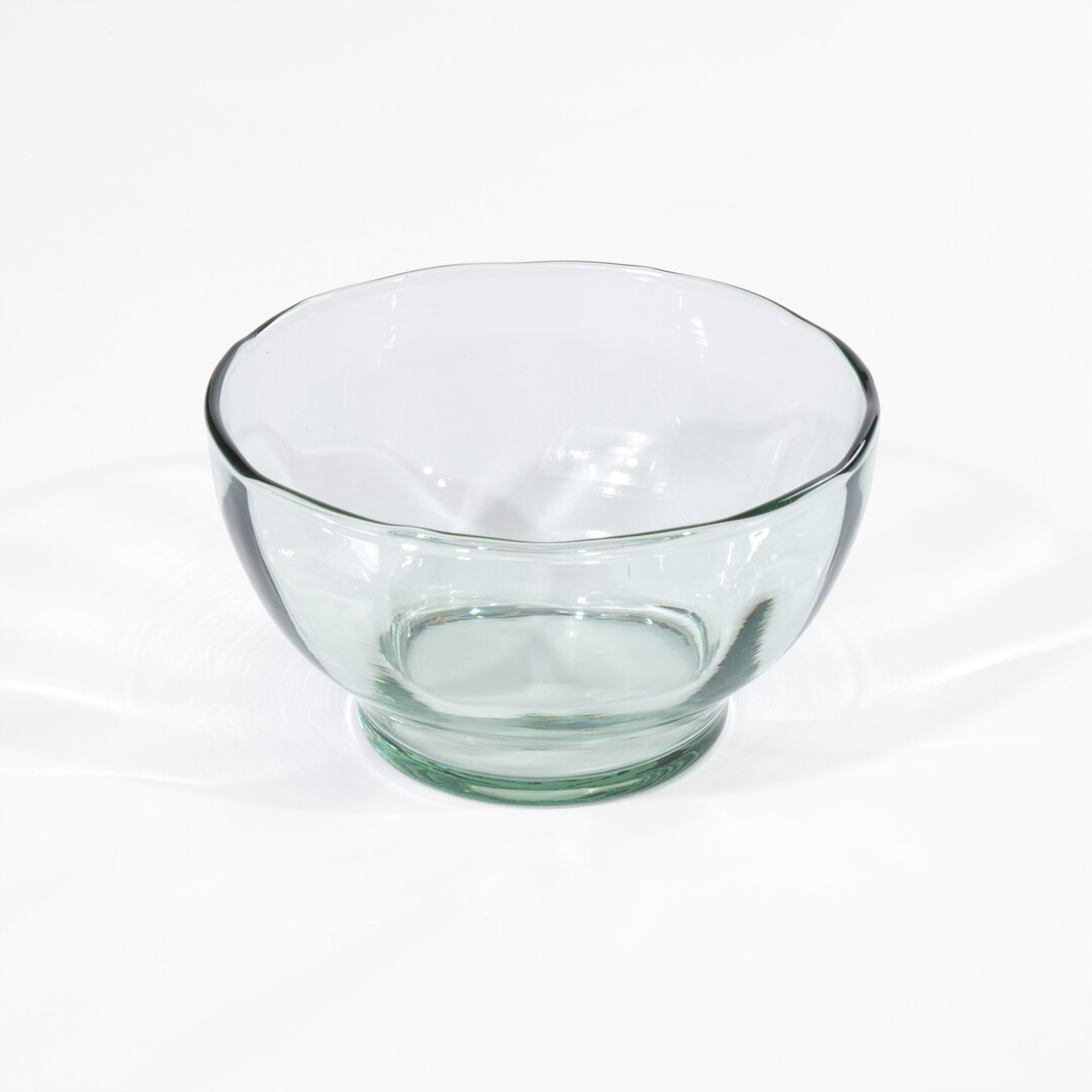 Sghr recycled glass bowl from Japan House London