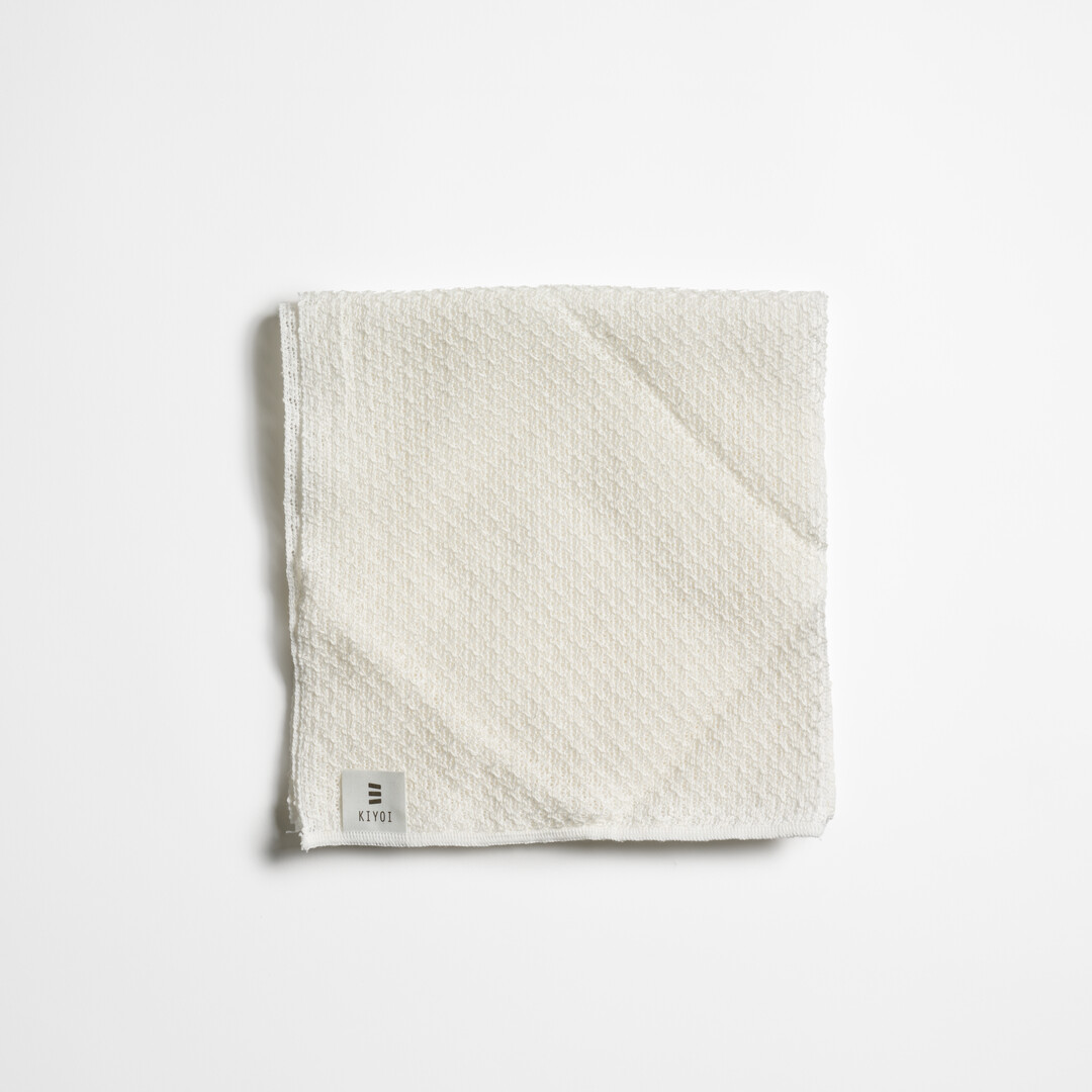 White cotton and linen body towel by Kiyoi from Japan House London.