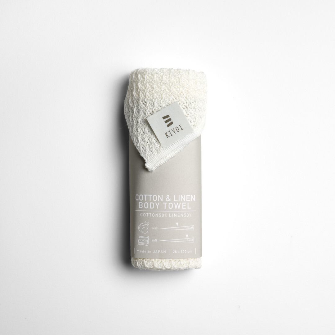 White cotton and linen body towel by Kiyoi from Japan House London.