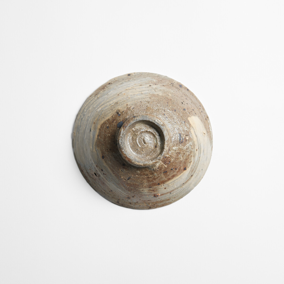Tatsumi Koishiwara Ceramic Bowl - Hakeme Brushed Slip from Japan House London.