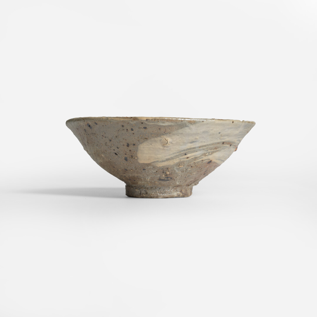 Tatsumi Koishiwara Ceramic Bowl - Hakeme Brushed Slip from Japan House London.