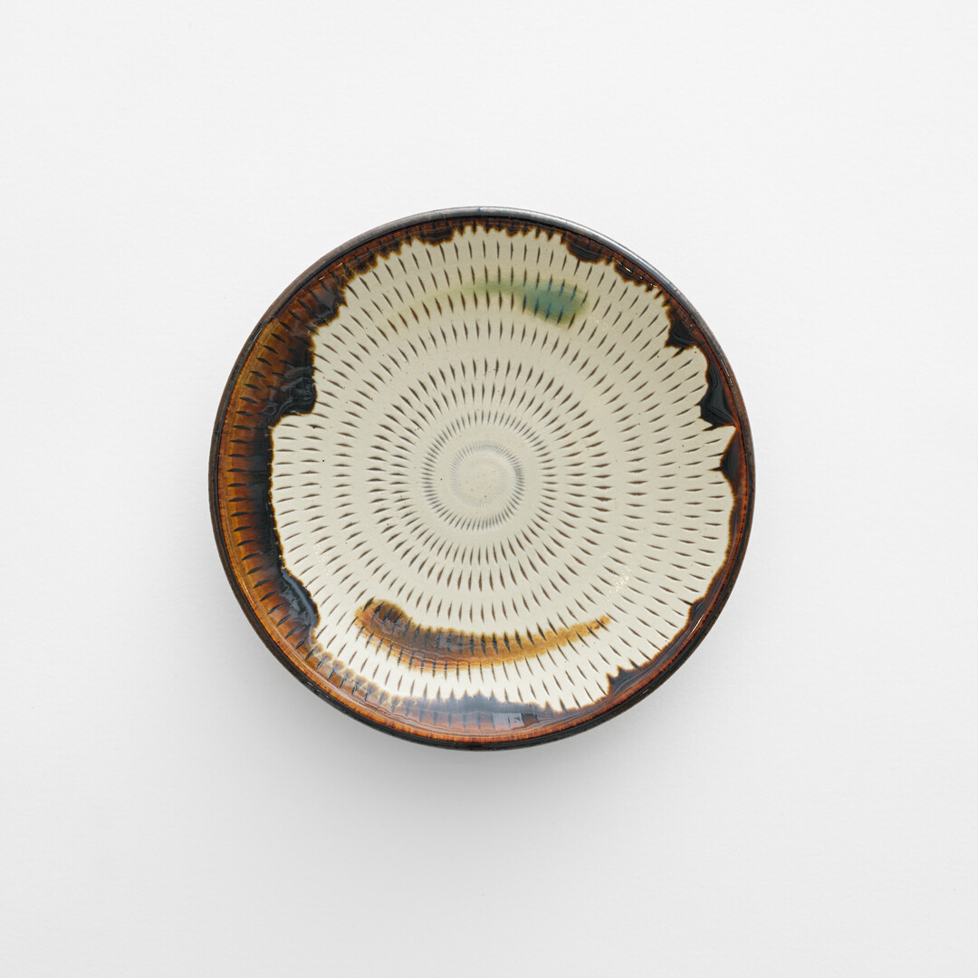 Yanase Koishiwara Ceramic Rim Plate - Tobikanna from Japan House London.