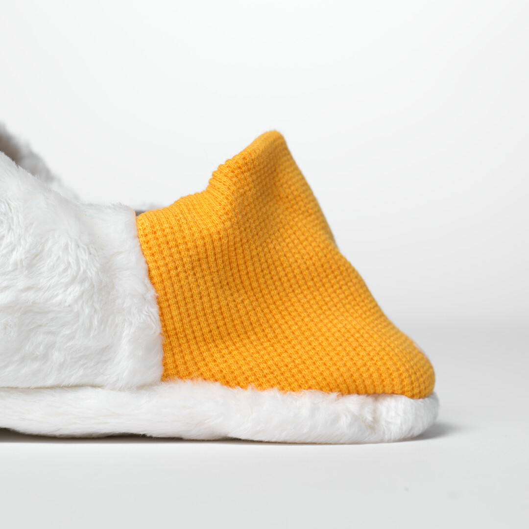 Merippa Slippers Waffle Knit x Micro Boa Beige from Japan House London.