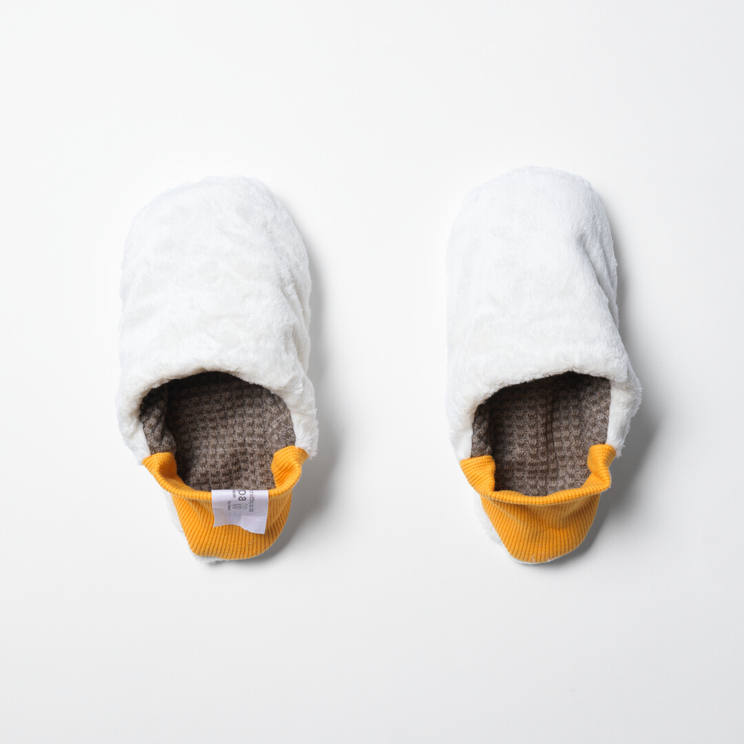 Merippa Slippers Waffle Knit x Micro Boa Beige from Japan House London.