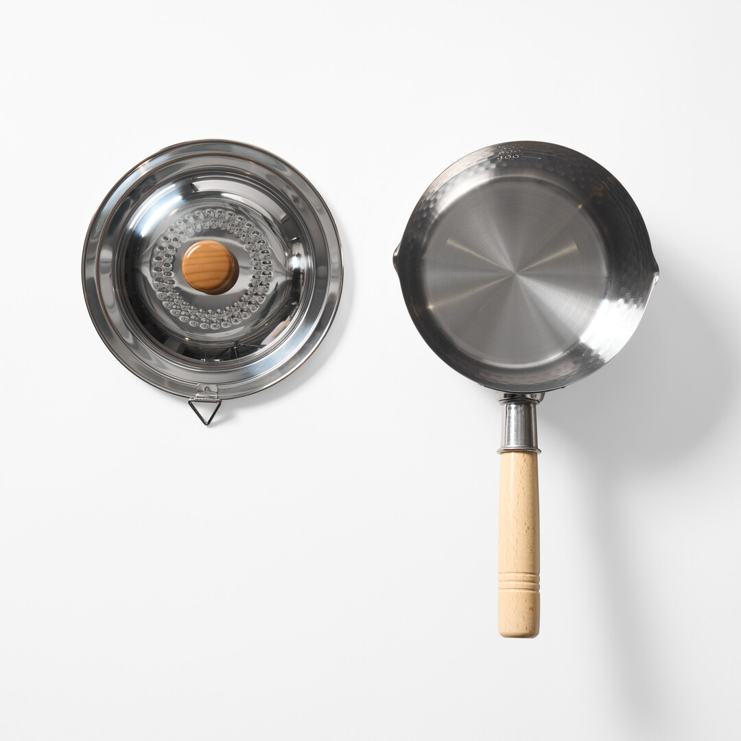 Stainless Steel Yukihira Sauce Pan 16 cm with lid from Japan House London.